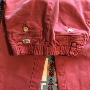 Vineyard Vines Boys 4T red pant GUC